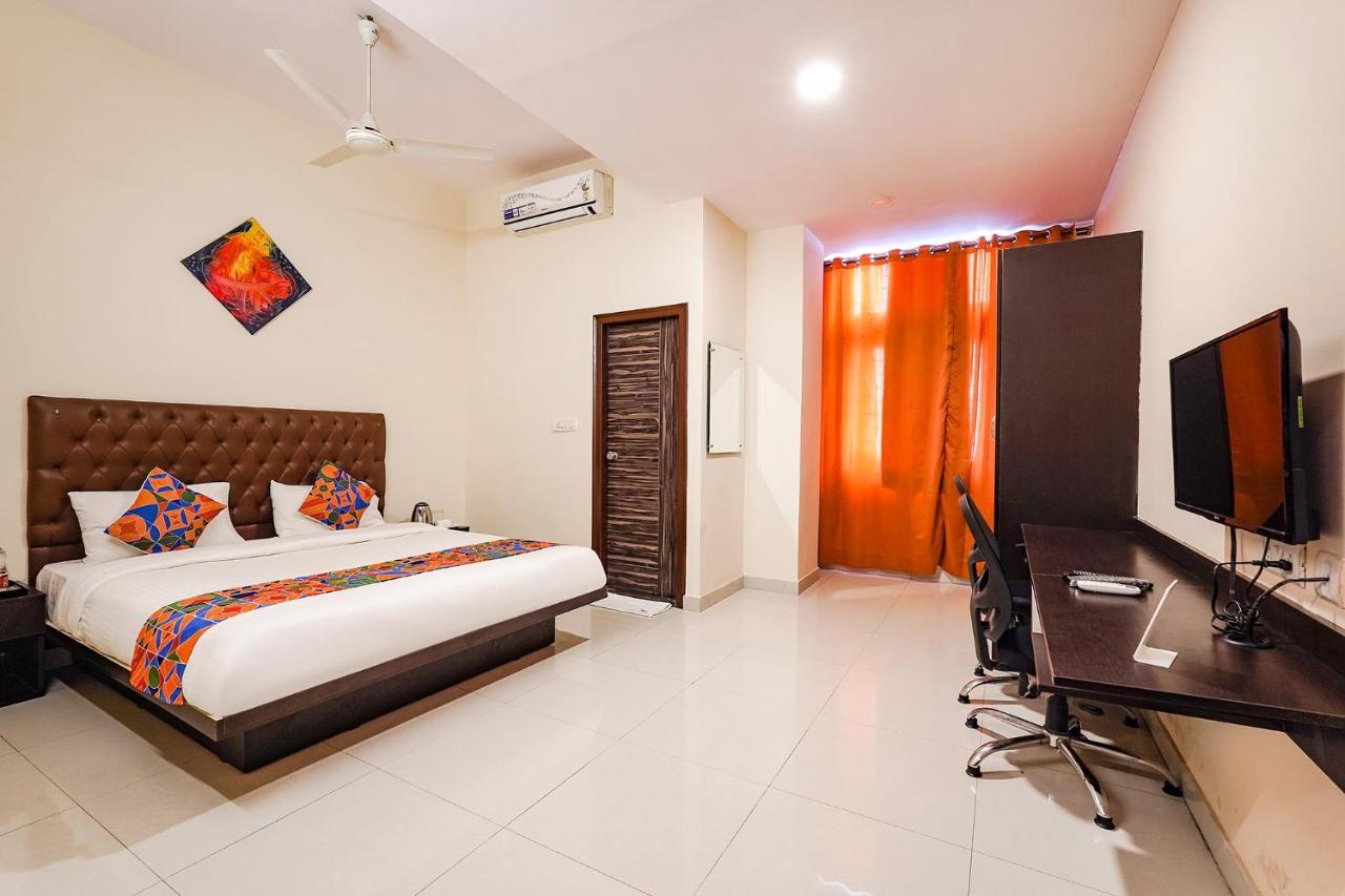 Fabhotel Leela Park Bangalore Buitenkant foto