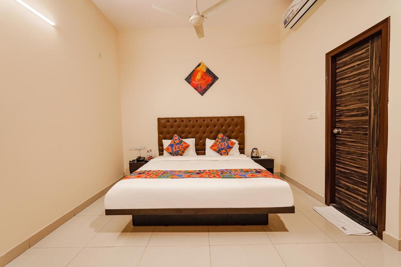 Fabhotel Leela Park Bangalore Buitenkant foto